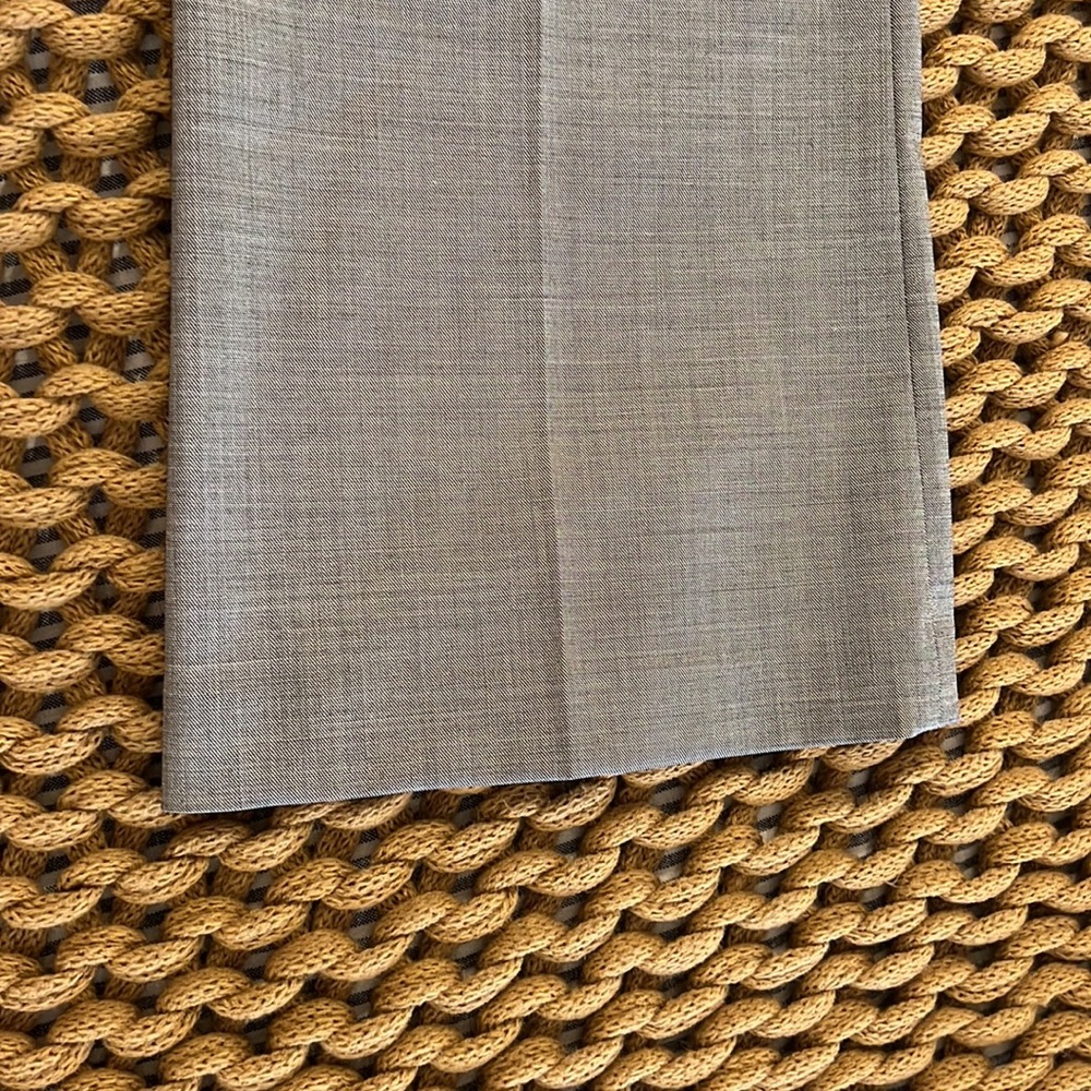 Theory gray Sinclair Emery slacks size 6 - Picture 3 of 9